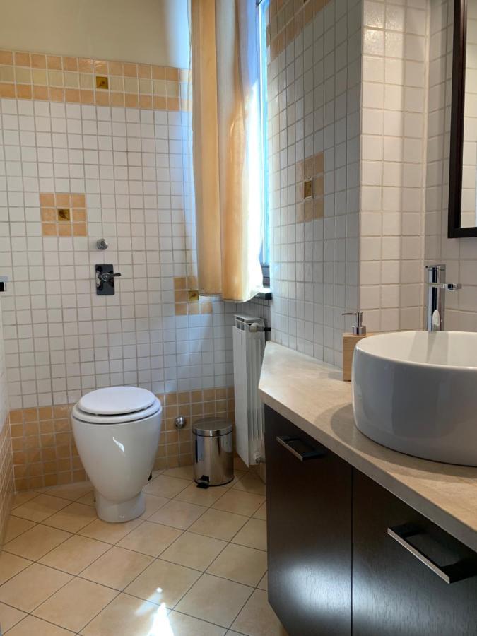 Near Como, Charming Apartment With Fireplace Grandate Exteriér fotografie